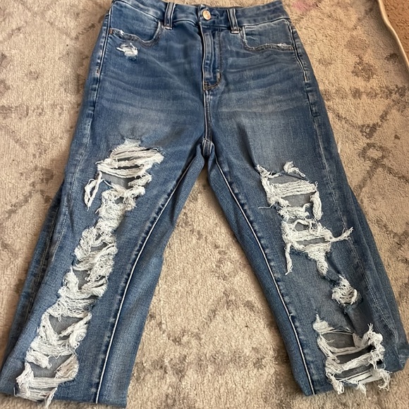 AEO Distressed Jeans - Picture 3 of 6